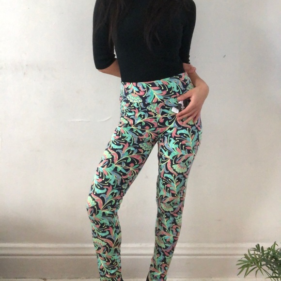 Leggings Merch Sale!!! - Picture 3 of 5